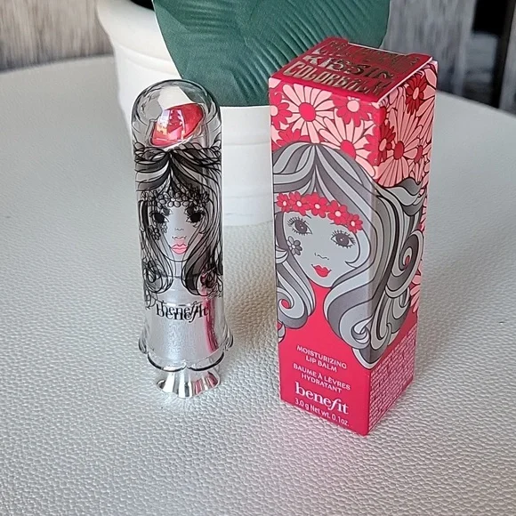 Benefit Fuchsia Lip Balm with Silver Artistic Tube - Picture 6 of 8